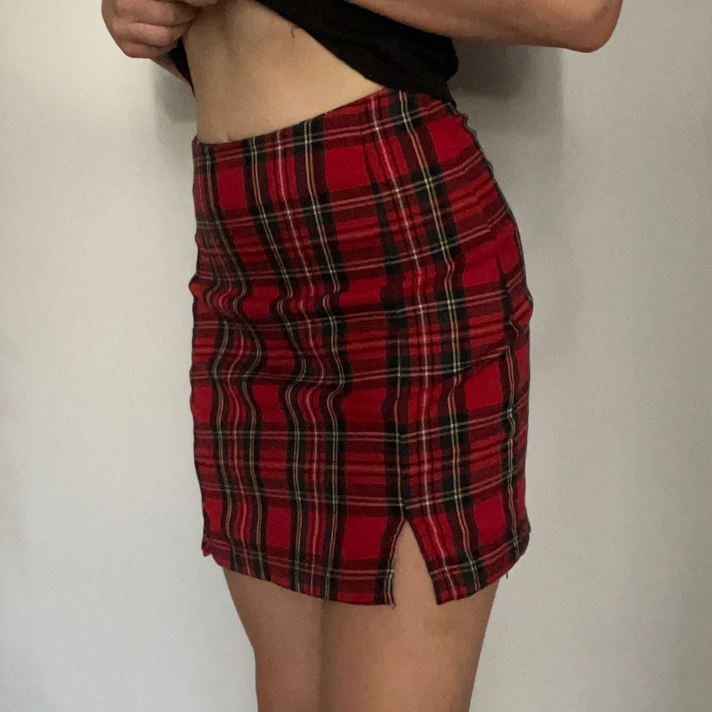Brandy Melville Plaid Skirt
